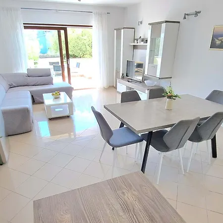 Appartement Kresan Soline *