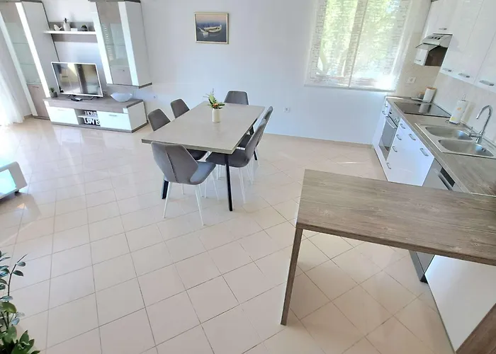 Appartement Kresan Soline Sukošan